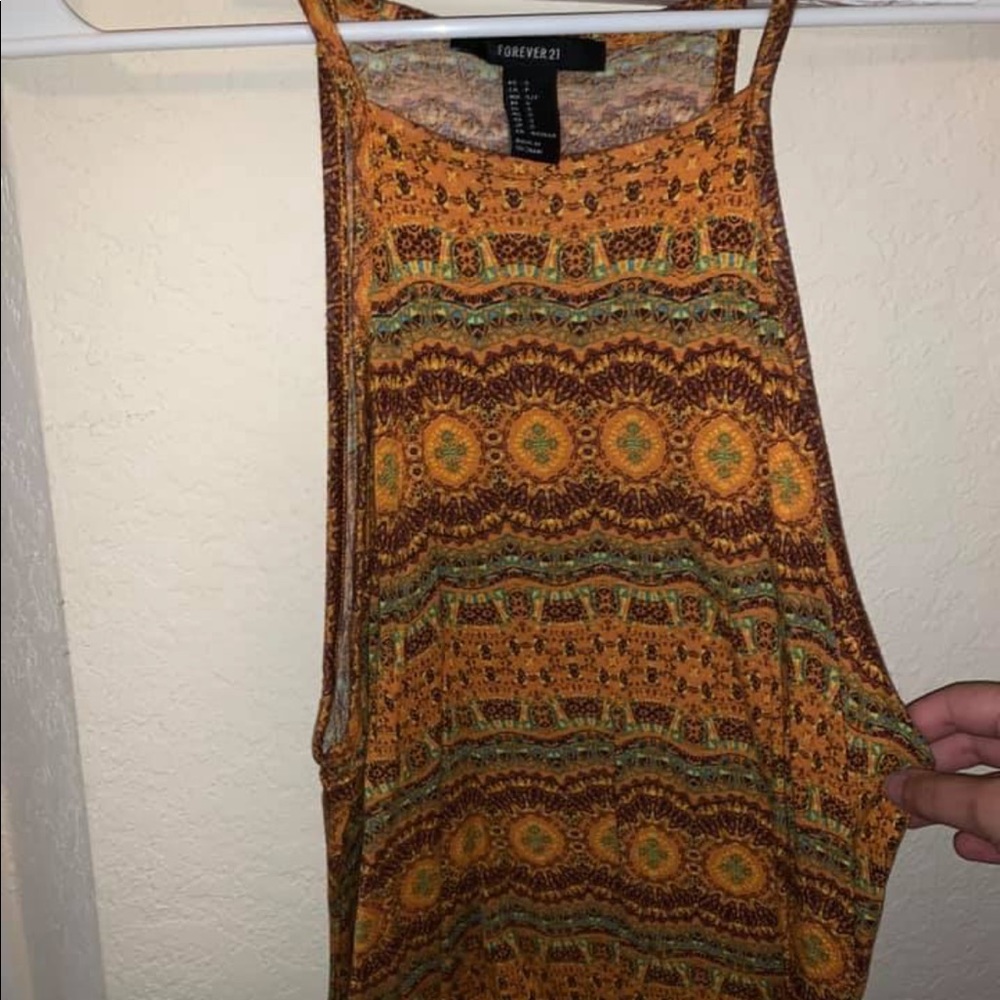 Forever 21 tank